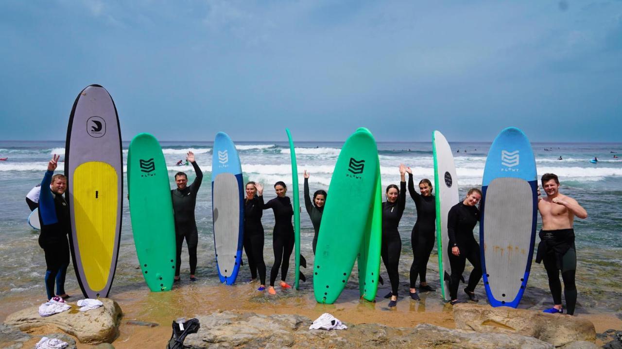 Tika Surf Camp Ericeira Hotel Carvoeira Esterno foto